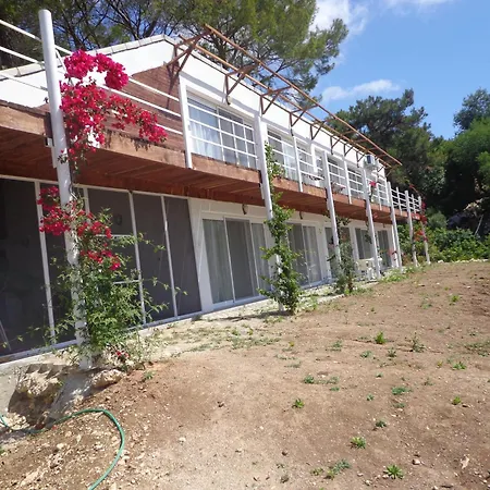 Ciftlik Tepesi Pansiyon Bed & Breakfast Kumluca